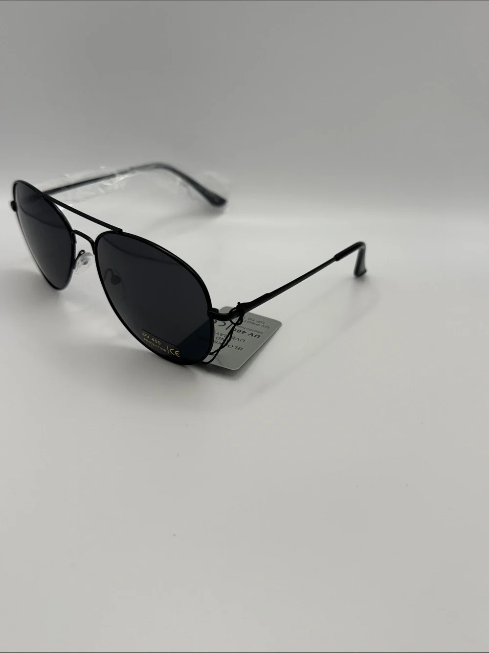 Classic Black Aviator Sunglasses - Dark Lenses
